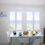 Ferienhaus Le Petit Miramar, Vue D'exception, Maison Et F2 Independant *